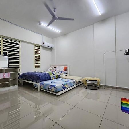 Cozy Familee Homestay Simpang Ampat  エクステリア 写真