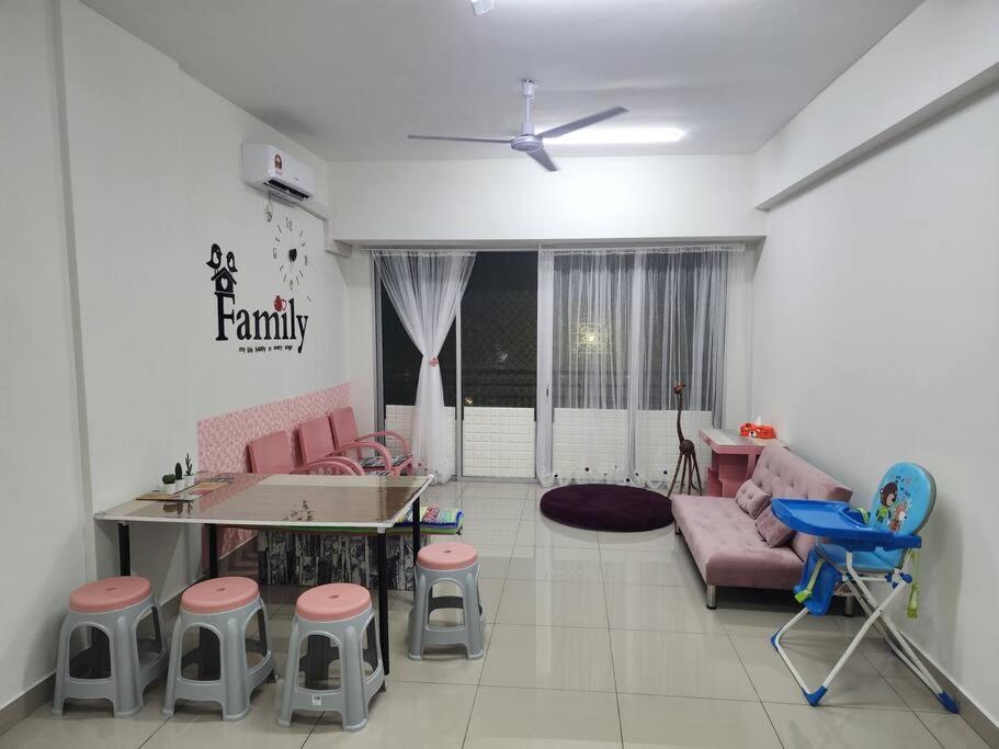 Cozy Familee Homestay Simpang Ampat  エクステリア 写真